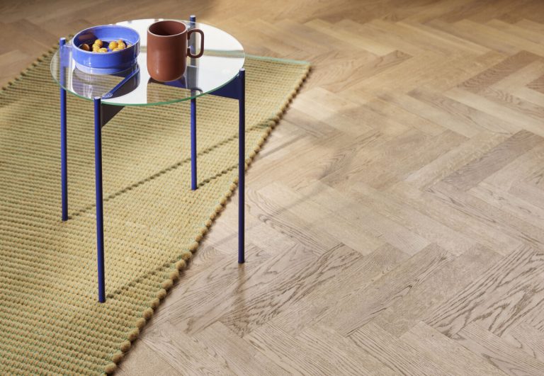 Mesa auxiliar 'Beam'- Azul - Reforma Sthlm