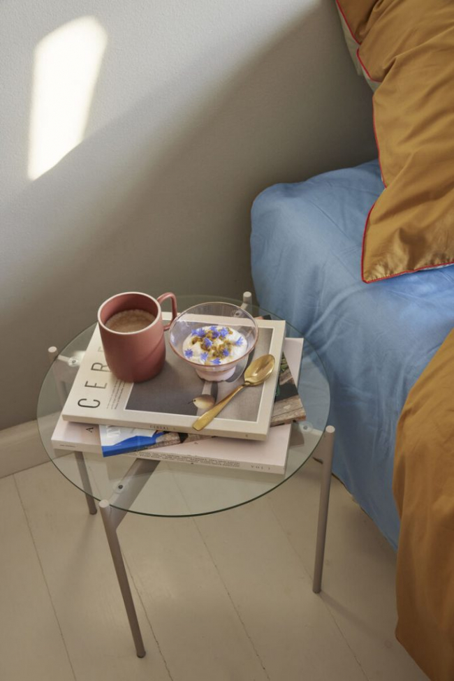 Mesa auxiliar 'Beam'- Arena - Reforma Sthlm