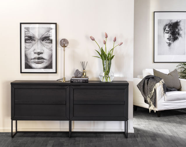 Mesa auxiliar 'Everett' - Negra