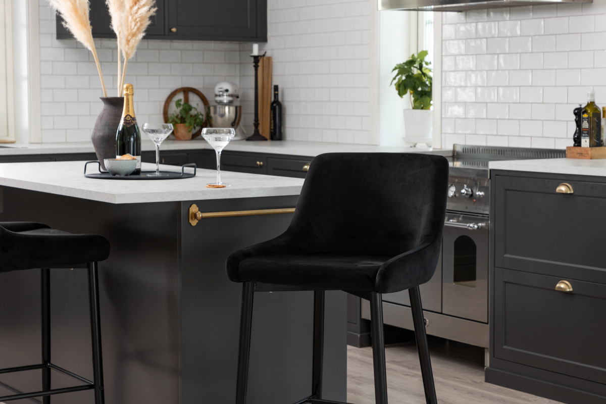 Taburete 'Folldal' - Negro