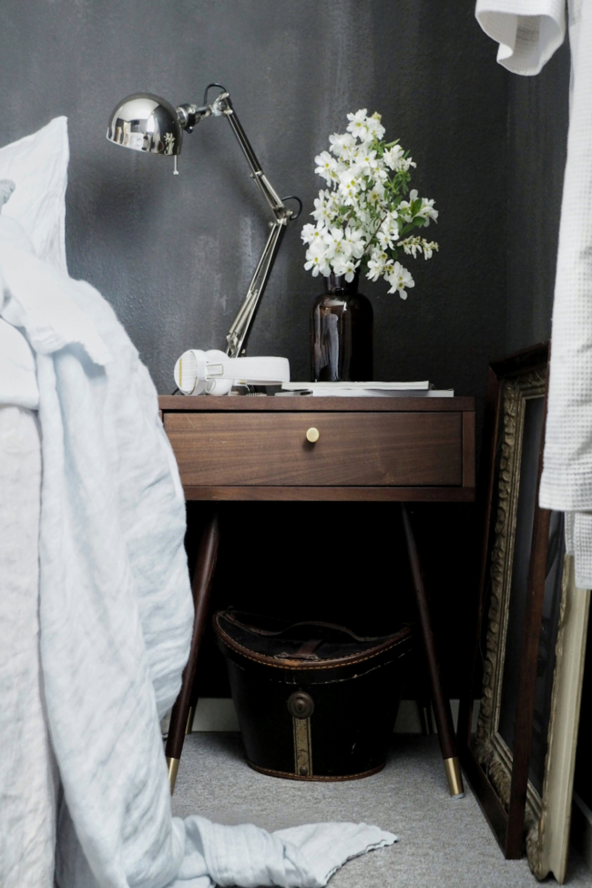 Mesita de noche 'Prime' - Nogal/Latón