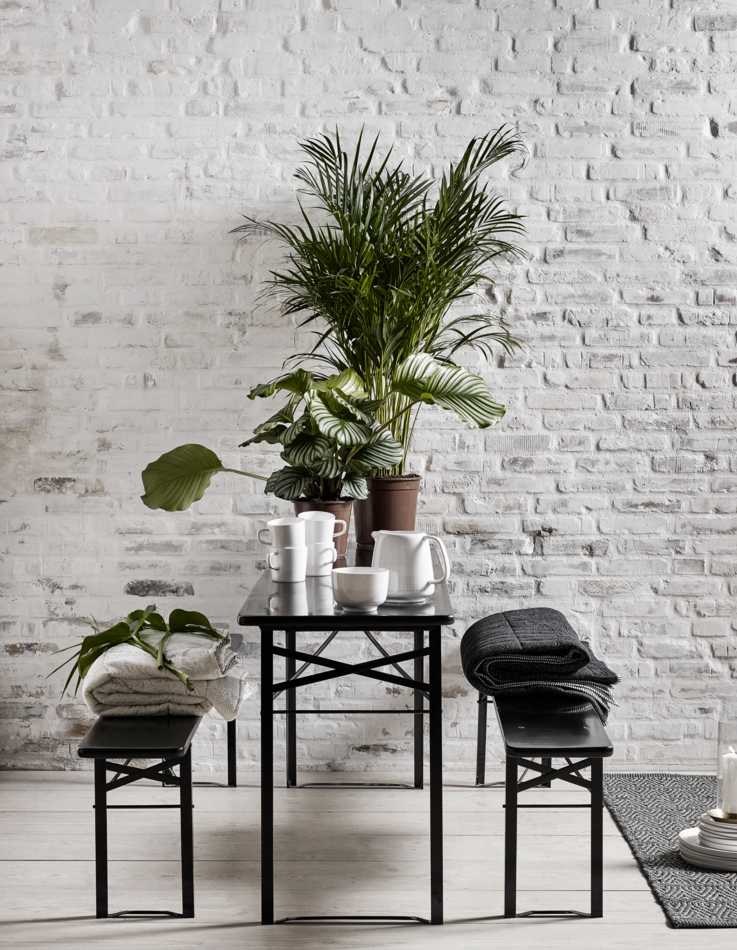 Mesa y bancos 'Garden' 160x60cm - Negra