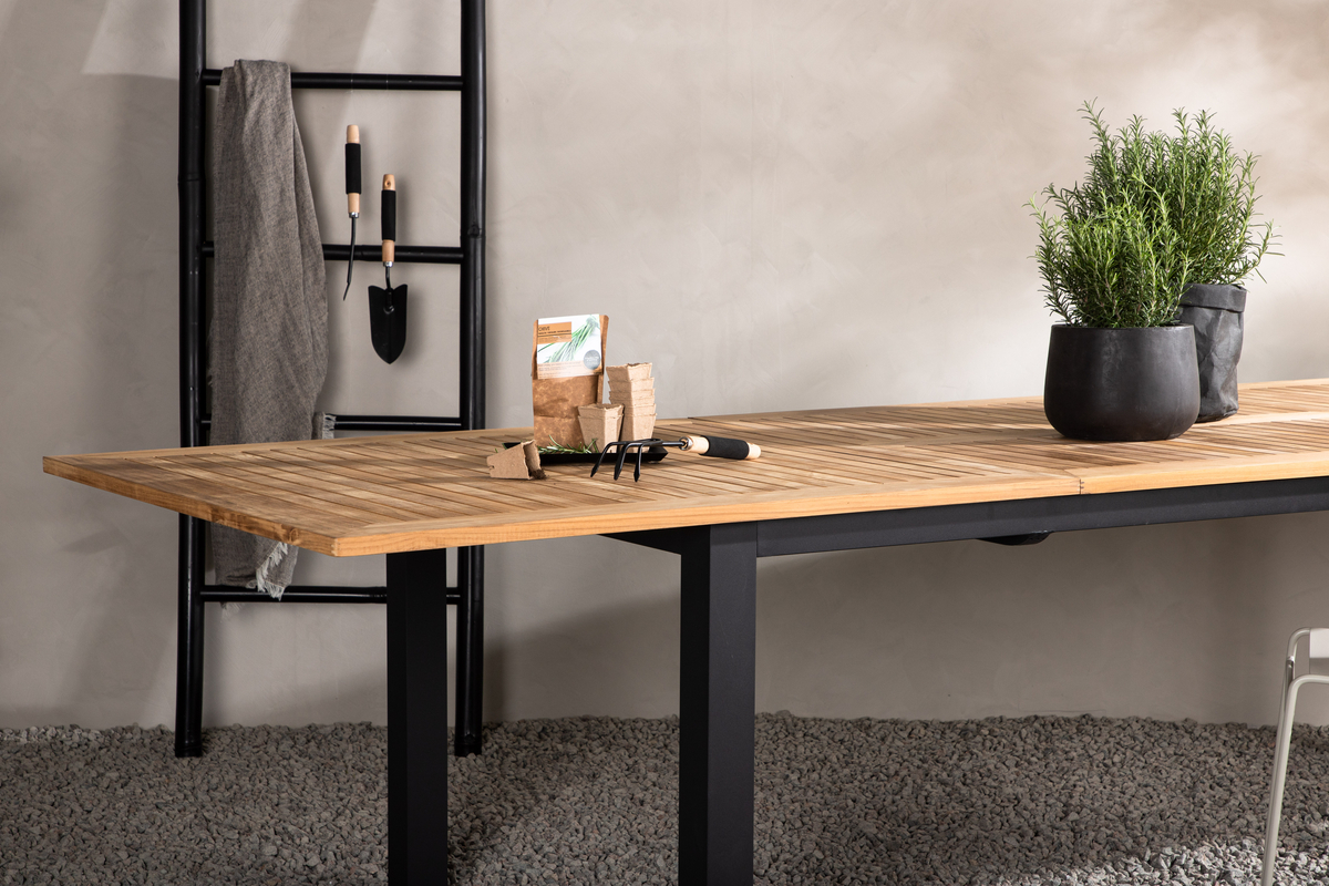 Mesa 'Pinntorp' 224x100 cm - Negra