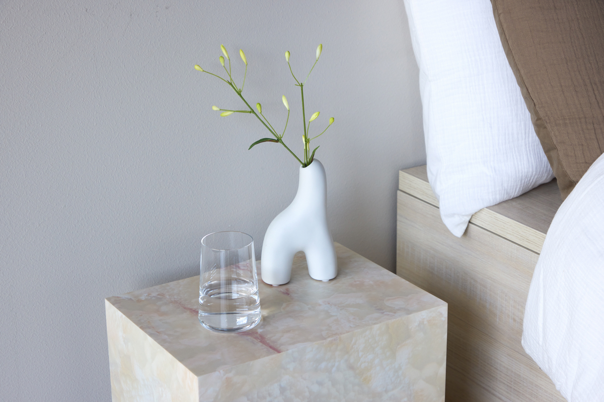 Mesa lateral 'Eira' 35x25cm - Beige