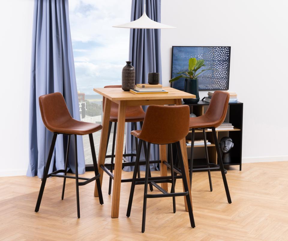 Taburete 'Tärnsjö' - Nogal