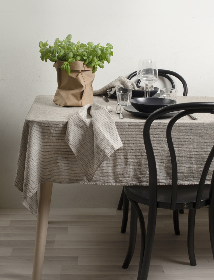 Mantel 'Linus' 145x330- Natural/Negro