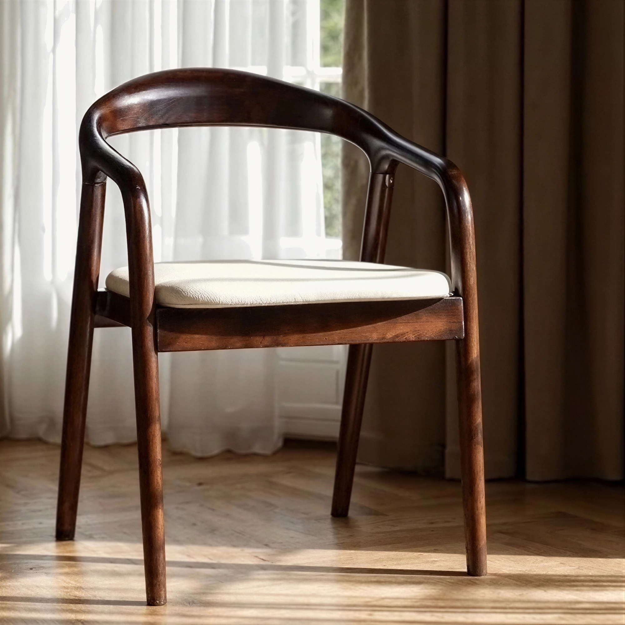 Silla con brazos 'Aspa' - Marrón oscuro/Beige