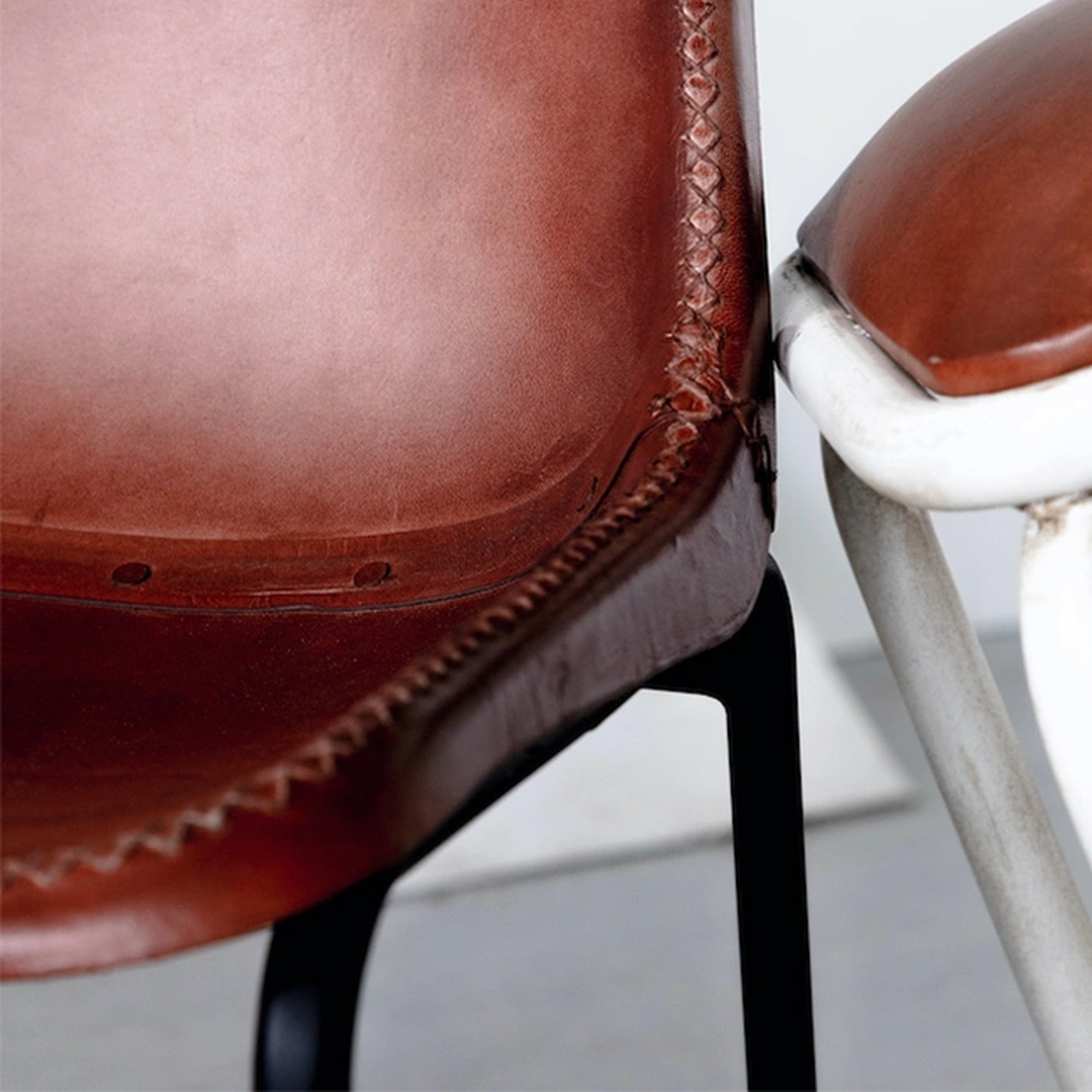 Sillón Vintage - Cuero/Hierro