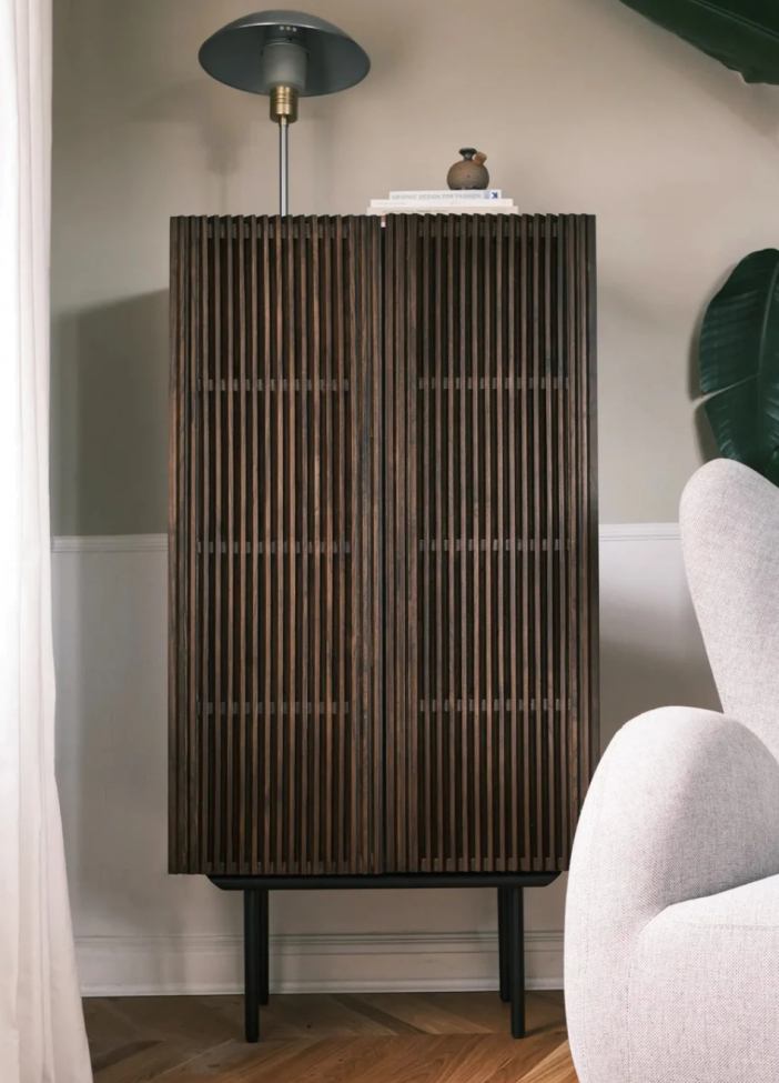 Banco alto 'Louvre' - Nogal