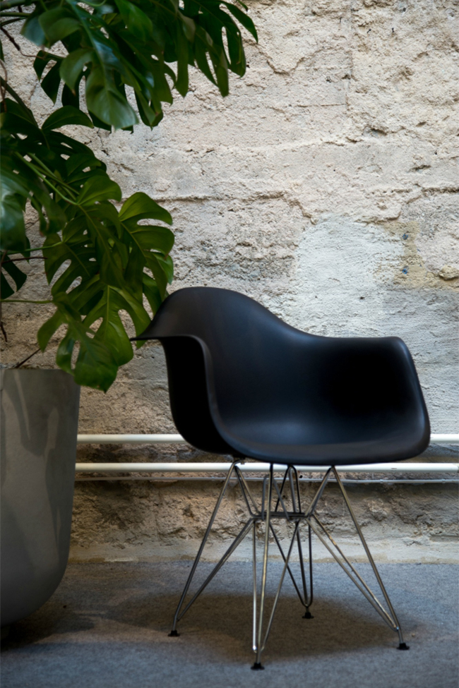 Silla 'Bjurholm' - Patas de acero negro