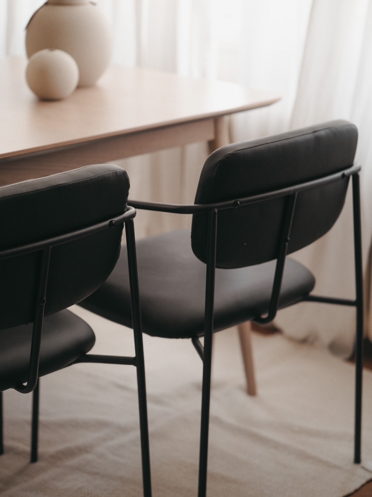 Silla con brazos 'Ebba' - Negro