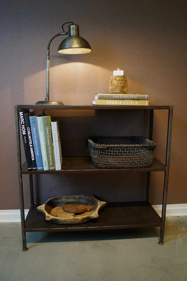 Mesa lateral/Estante 'Industri' - Hierro