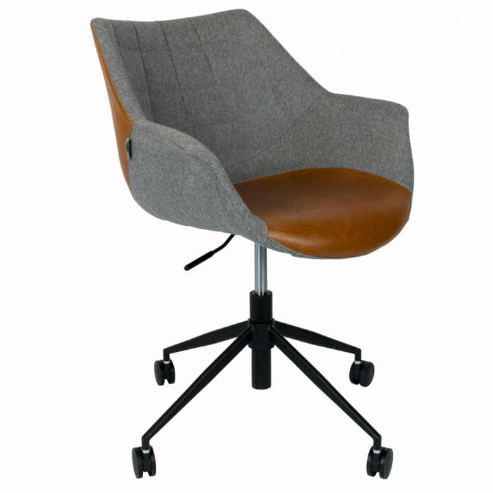 Silla de oficina \'Doulton\' - Marrón en el grupo Muebles / Muebles para sentarse / Sillas de oficina con Reforma (1300003)