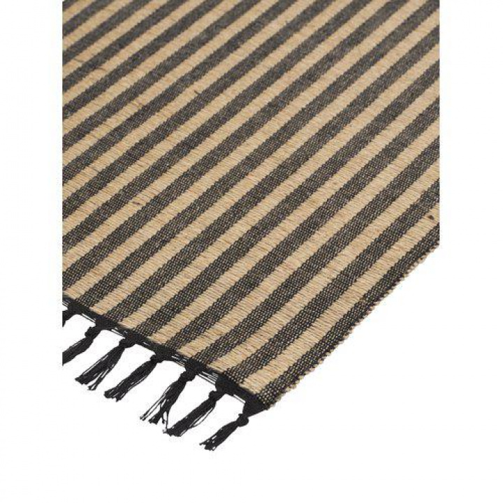 Camino de mesa \'Adam\' 33x120 - Negro en el grupo Decoración / Textiles / Manteles con Reforma (1553-81-009)