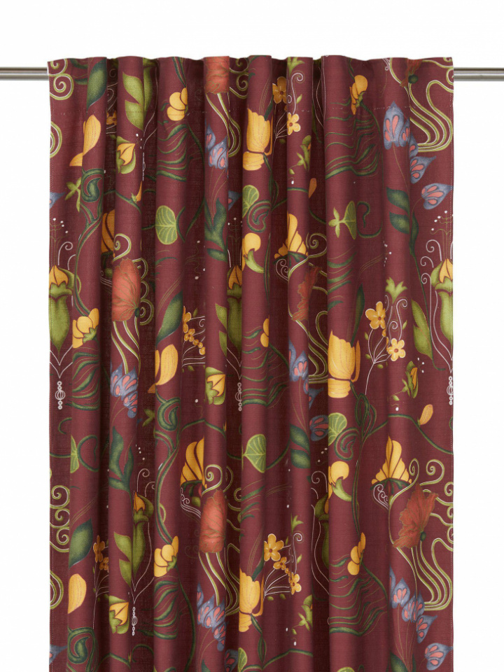 Cortina \'José\' 135x240 - Burdeos en el grupo Decoración / Textiles / Cortinas con Reforma (1969-20-044)