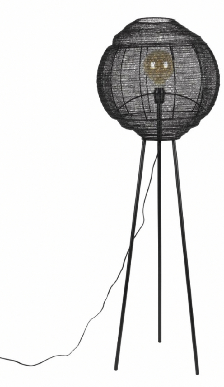 Lámpara de pie \'Meezan\' - Negro en el grupo Iluminación / Lámparas / Lámparas de pie con Reforma (5100126)