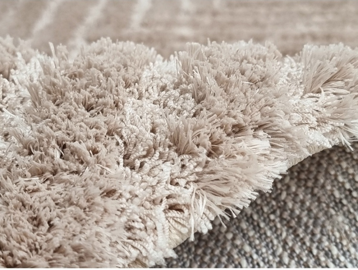 Alfombra de pelo largo \'Monti\' - Beige en el grupo CAMPAÑA / Decoración / Alfombras con Reforma (H100106)