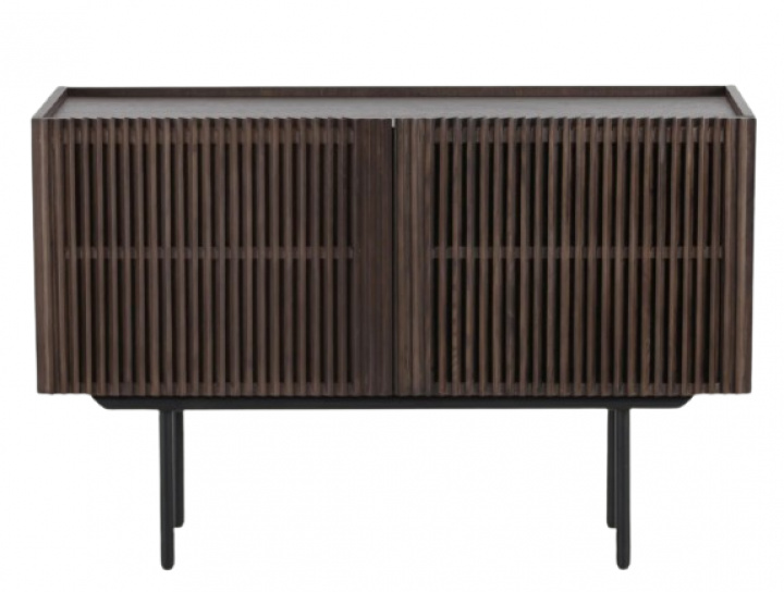 Mesa lateral \'Louvre\' - Nogal en el grupo Muebles / Estantes y almacenamiento / Buffets con Reforma (NJ9875-SO)