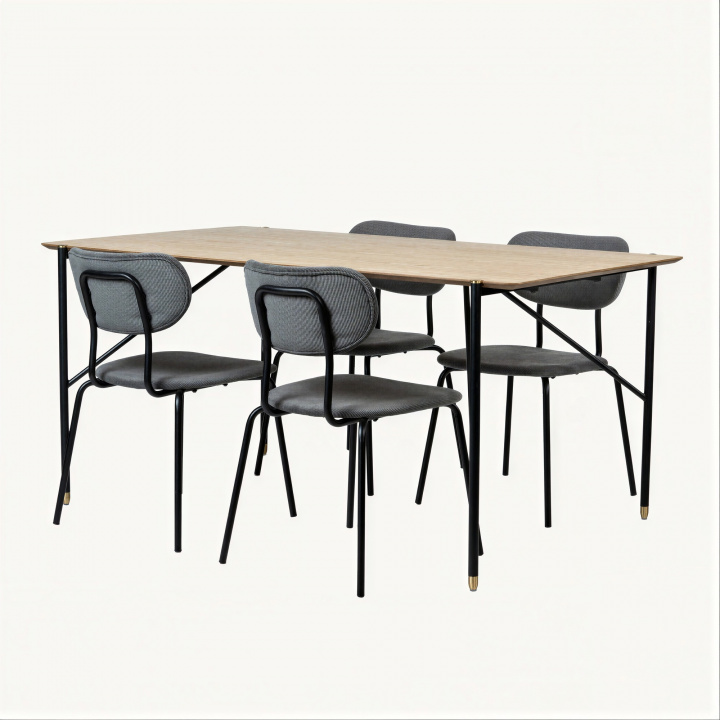 Grupo de comedor \'Kungsholmen Hornstull\' - 1 Mesa & 4 Sillas en el grupo Muebles / Mesas / Grupos de Comedor con Reforma (matgrupp7)